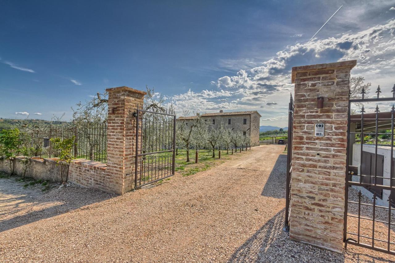 Colli Martani Agroturismo *